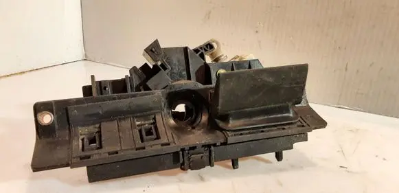 Audi A6 S6 C5 4B Tailgate/trunk/boot exterior handle 8D9827565H