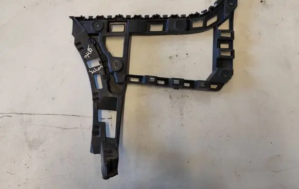 Volkswagen Jetta VI Rear bumper mounting bracket 5C6807394