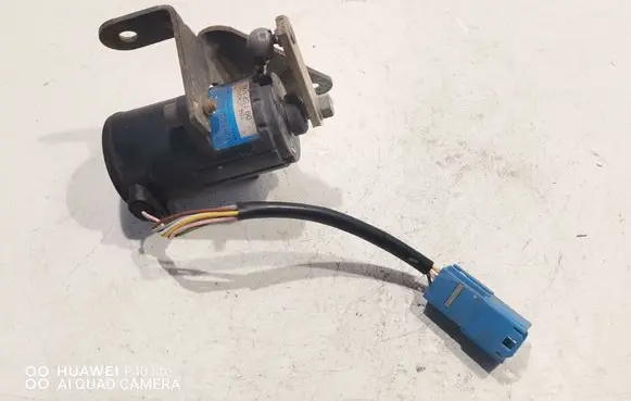 Opel Vectra B Accelerator pedal position sensor 09129106 0281002297