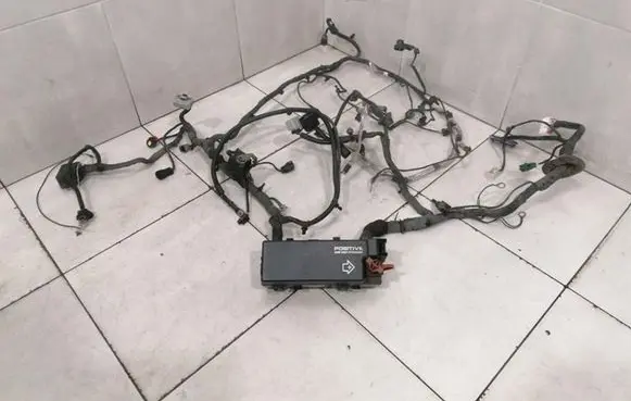 Dodge Viper Engine installation wiring loom 5030399AB