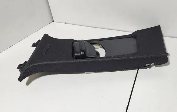Mercedes-Benz C W204 (B) pillar trim (top) A2048600130