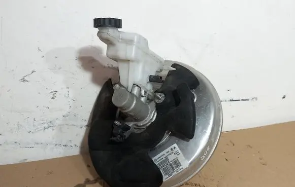 Peugeot 508 II Brake booster 9827976280