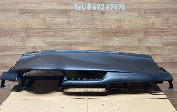 Toyota Avensis T270 Dashboard