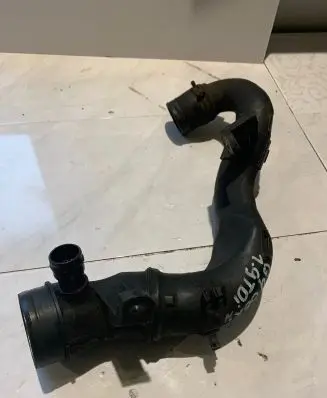 Volkswagen Golf IV Intercooler hose/pipe 1J0129654