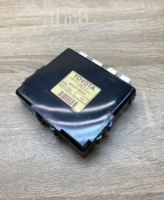 Lexus RX 330 - 350 - 400H Door control unit/module 8922248040