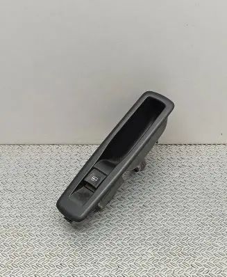 Renault Megane III Electric window control switch 829500004R 00254250