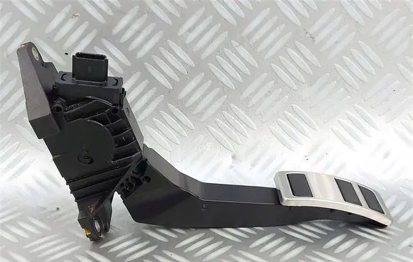 Ford Kuga III Accelerator throttle pedal LX619F836CA