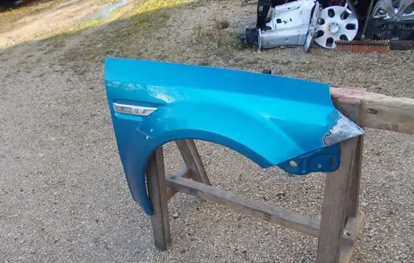 Opel Tigra B Fender