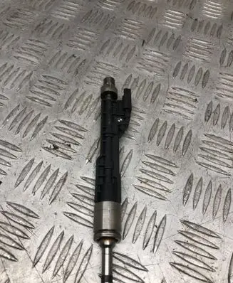 BMW 3 F30 F35 F31 Glow plug 10213541