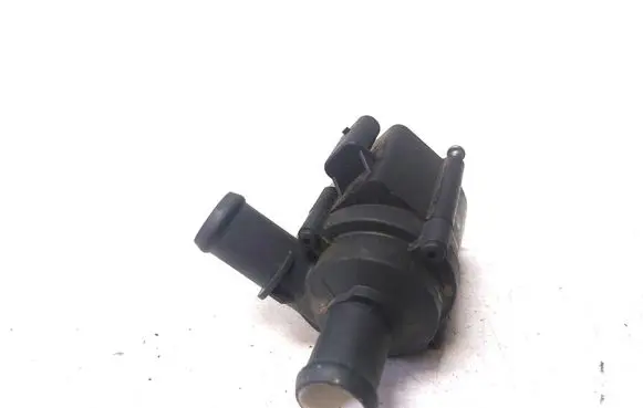 Volkswagen Transporter - Caravelle T6 Electric auxiliary coolant/water pump 5Q0965561B