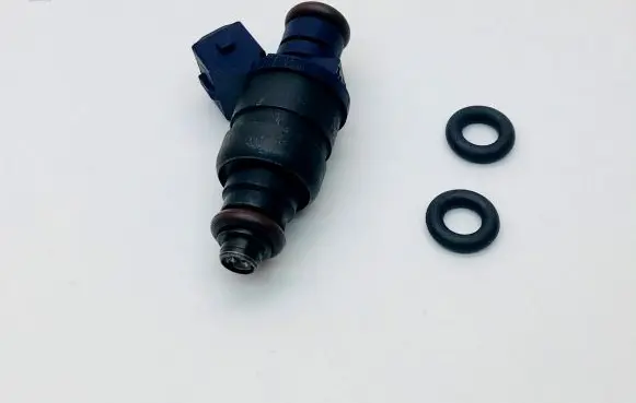 Audi A4 S4 B5 8D Fuel injector 078133551L