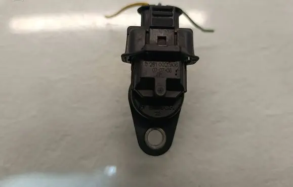 Honda CR-V Camshaft position sensor 0281002906