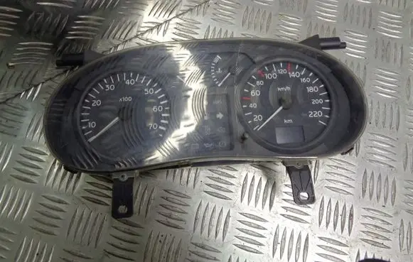 Renault Clio II Tachometer 216501761