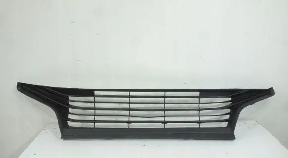Toyota Yaris XP210 Front bumper lower grill