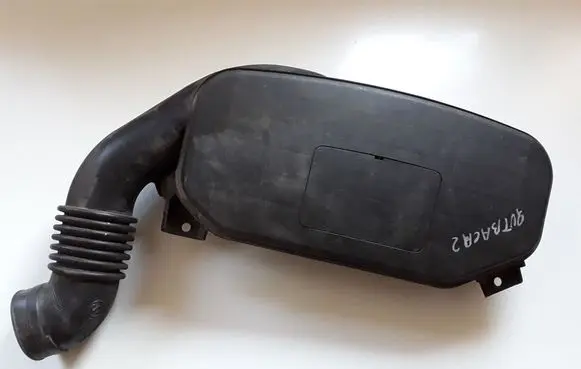 Subaru Outback Air intake duct part 16545AA03