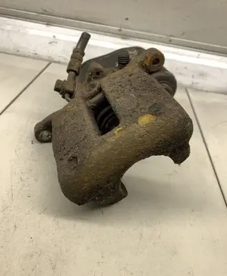 Volvo V70 Rear brake caliper
