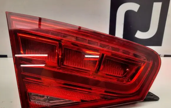Audi A8 S8 D4 4H Tailgate rear/tail lights 4H0945093