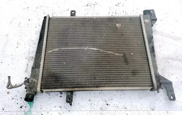 Coolant radiator