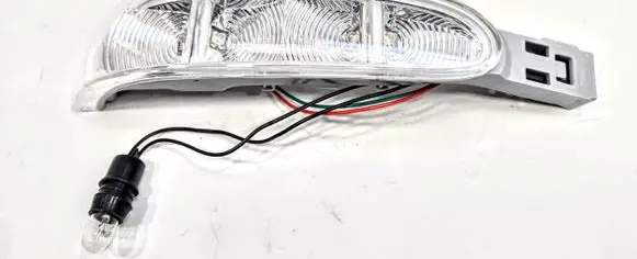 Mercedes-Benz R W251 Mirror indicator light 