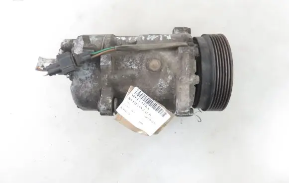 Volkswagen Golf IV Air conditioning (A/C) compressor (pump) 1J0820803A
