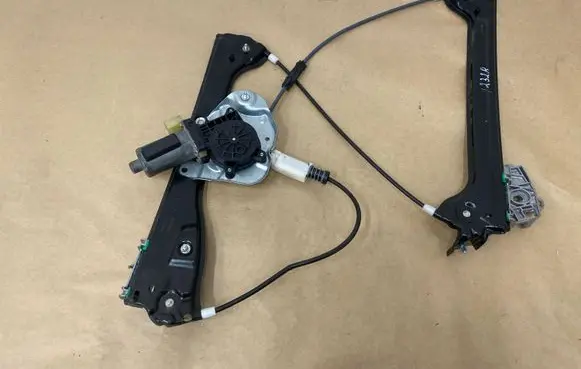 BMW Z4 E85 E86 Front door window regulator with motor 7198910E