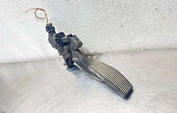 Opel Zafira A Accelerator throttle pedal 0281002278 09128851