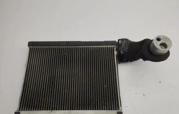 Lexus IS 220D-250-350 Air conditioning (A/C) radiator (interior) 