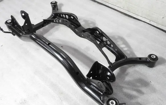 Volkswagen PASSAT B7 Rear subframe 3C0505235R 3C0505235AC