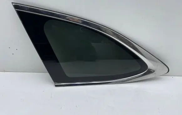 Subaru Outback (BT) Rear side window