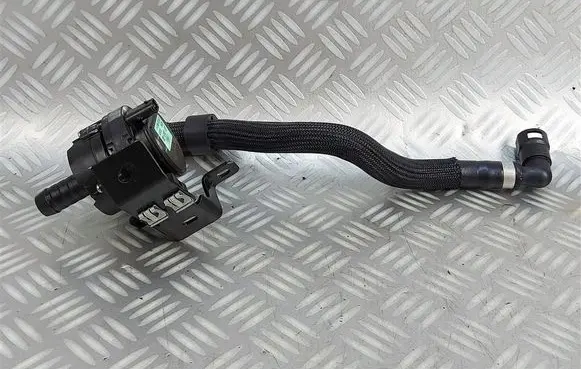Ford Kuga III Water pump LX6118D473HCC