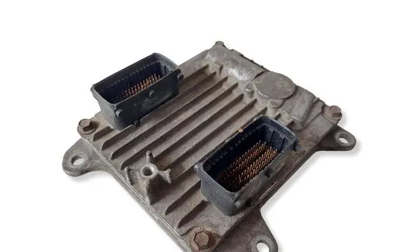 Opel Vectra C Engine control unit/module 55351342 5WK9177