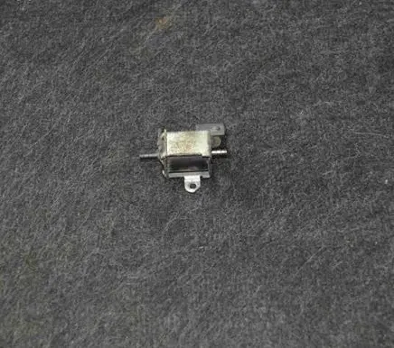 Audi A4 S4 B7 8E 8H Turbo solenoid valve 026906283J