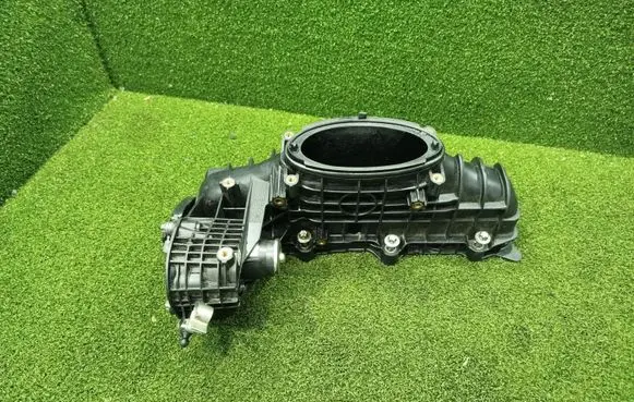 Mercedes-Benz E W212 Intake manifold A6510900037