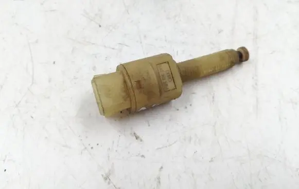 Audi A4 S4 B5 8D Brake pedal sensor switch 4A0945515A