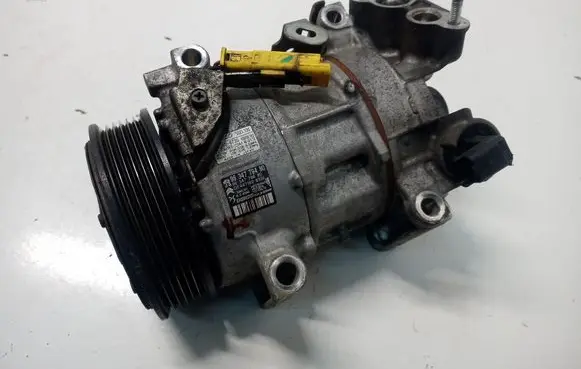 Peugeot 3008 II Air conditioning (A/C) compressor (pump) 9834779480