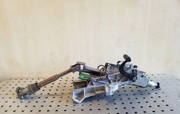 Ford Kuga I Steering wheel axle 8V413C529DE