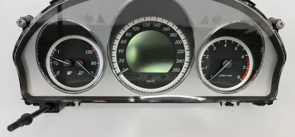 Mercedes-Benz C W204 Speedometer (instrument cluster) A2049000905