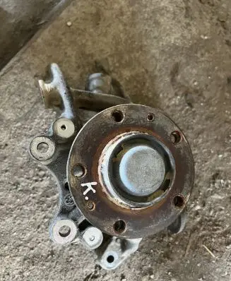 Citroen C5 Rear wheel hub spindle/knuckle 