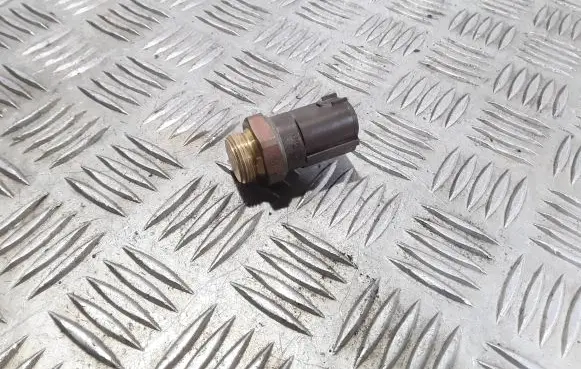 Audi A3 S3 8L Coolant temperature sensor 1J0959481