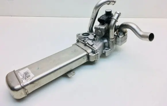 Volkswagen Beetle A5 EGR valve cooler 03L131512AF 03L131501F