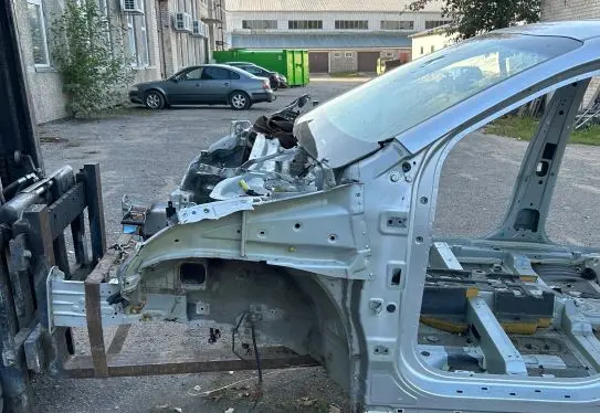 KIA Sorento Front quarter panel 