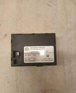 Mercedes-Benz A W169 Gateway control module A1694420027 A1695403945 A2115403545