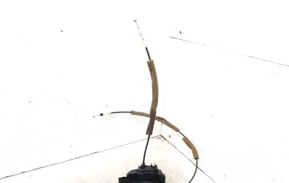 Renault Koleos I Rear door lock 