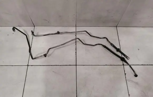 Mercedes-Benz S W221 Gearbox oil cooler pipe/hose A6421800731