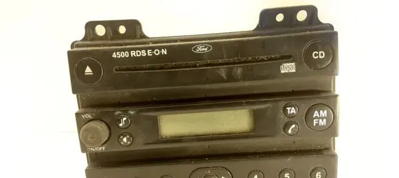Volkswagen Caddy Radio/CD/DVD/GPS head unit B3LOWCD 4173