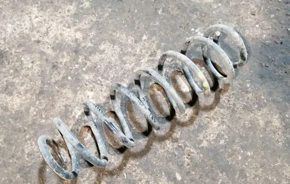Skoda Fabia Mk2 (5J) Rear coil spring