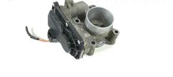 Renault Clio III Throttle body valve 8200568712C