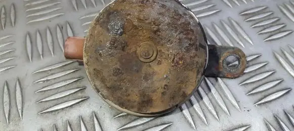 Honda CR-V Horn signal E1800006