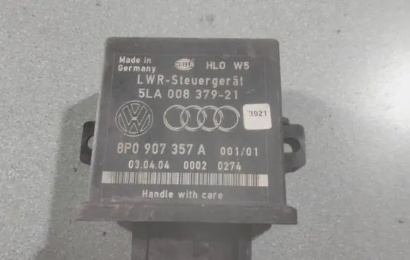 Audi A6 S6 C6 4F Light module LCM 8P0907357A 5LA00837921