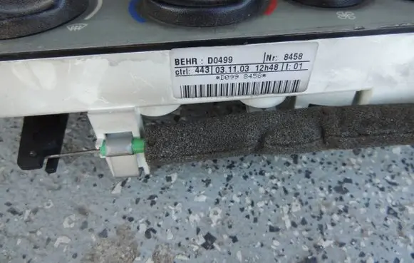 Nissan Kubistar Climate control unit D0499